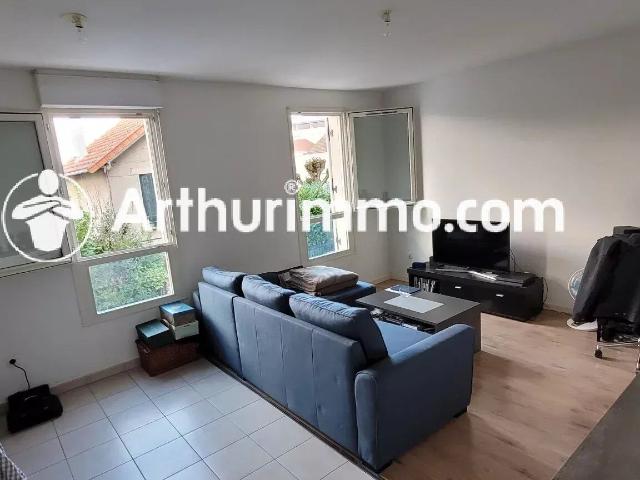 Location Appartement 1 pièces 29 m2 à Combs la Ville