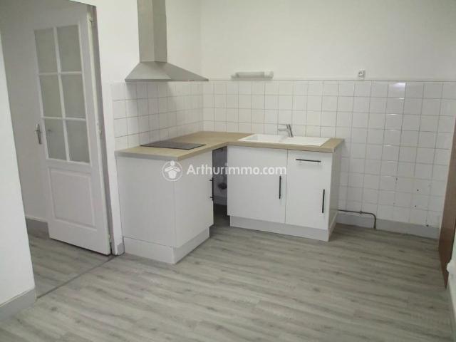 Location Appartement 1 pièces 33 m2 à Saint Jean d'Angély