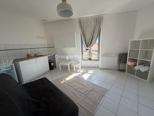 Location appartement 21.08 m², Nimes 30000 Gard
