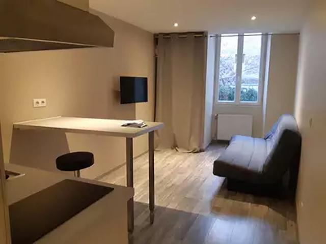 location appartement, 21.15 m² au dernier étage