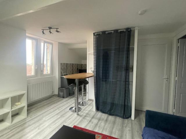 Location appartement, 21 m² T 2 à Dax, 524 €