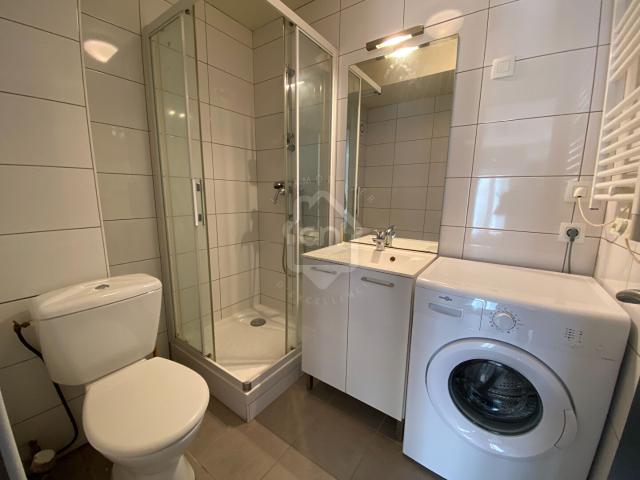 Location appartement 22.23 m², Nimes 30000 Gard