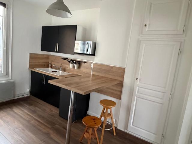 Location appartement, 25 m² T 1 à Le Havre, 460 €