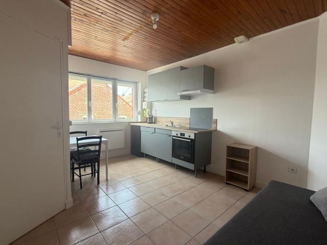 Location appartement, 28 m² T 2 à Maubeuge, 435 €