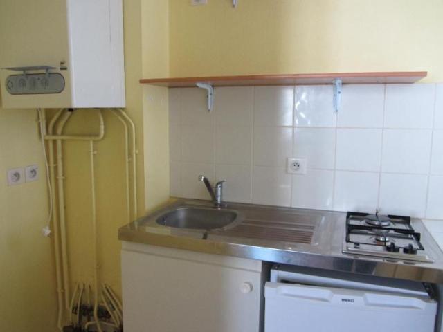 Location Appartement 28m² USSEL 19200