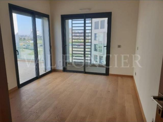 Location appartement 2 chambres avec grande terrasse à Casablanca Finance City