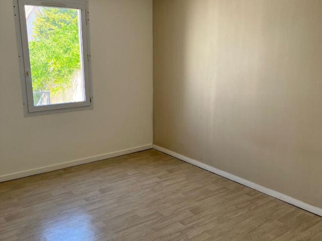 Location appartement 2 pièces, 43.52m², La Roche sur Yon