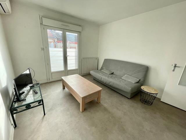 Location appartement 2 pièces, 43.65m², L'Isle Jourdain