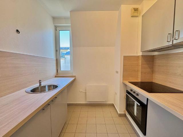 Location appartement 2 pièces, 43.66m², Reims