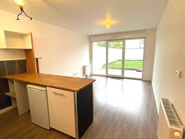 Location appartement 2 pièces, 43.87m², Meaux