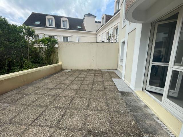 Location appartement 2 pièces, 43.98m², Gif sur Yvette