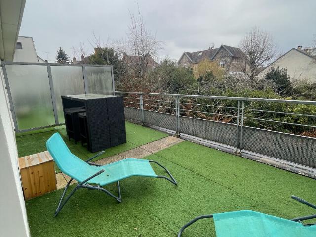 Location appartement 2 pièces, 43.00m², Blois