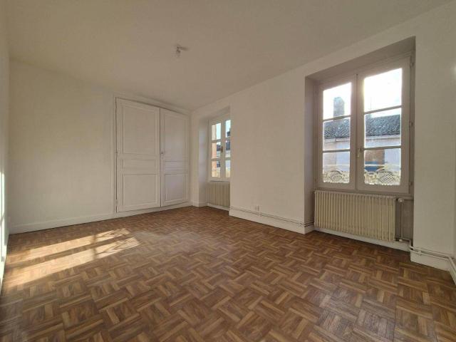 Location appartement 2 pièces 43.02 m² à Mâcon 71000 4 410 €