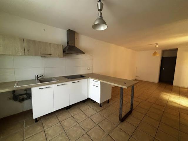 Location Appartement 2 pièces 43.21 m2 Nimes