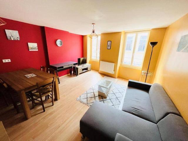 Location appartement 2 pièces 43.22 m² à Mâcon 71000 4 585 €