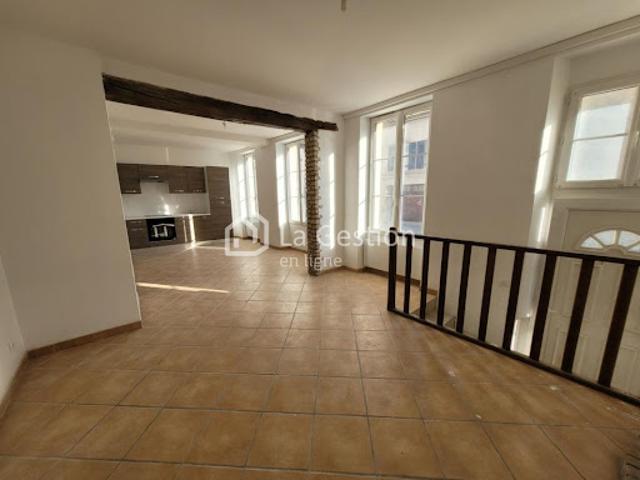 Location Appartement 2 pièces 43 m2 Trie Château