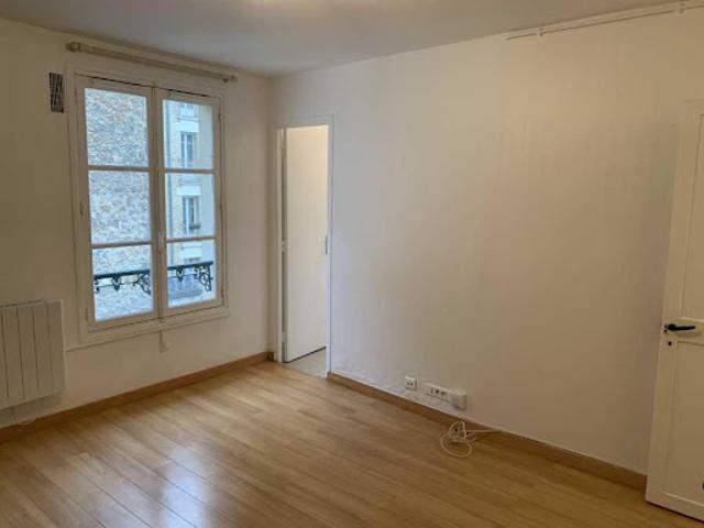 Location Appartement 2 pièces 43 m2 Versailles