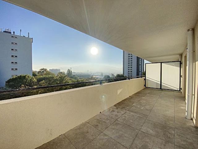 Location Appartement 2 pièces 43 m2 Marseille 10ème