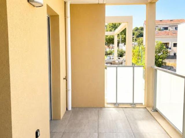 Location Appartement 2 pièces 43 m2 Marseille 11ème