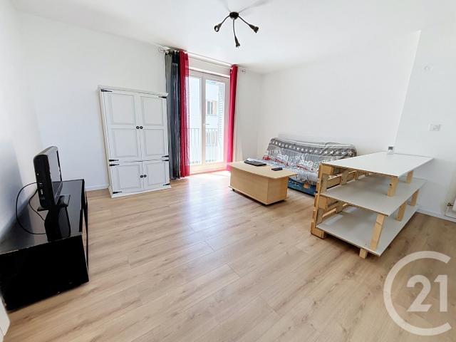 Location Appartement 2 pièces 43m² CLERMONT FERRAND 63000