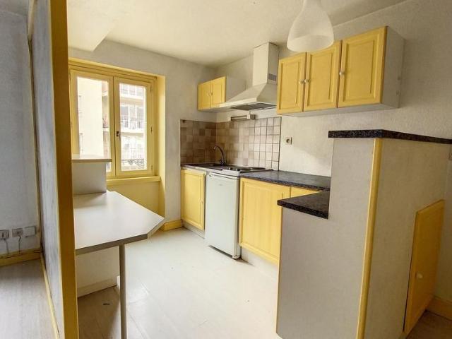Location Appartement 2 pièces 43m² CLERMONT FERRAND 63000