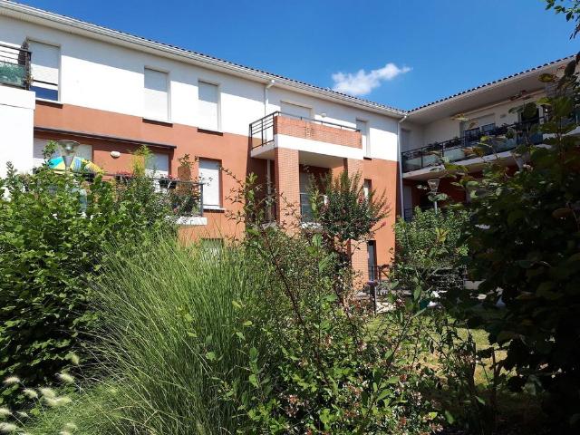 Location Appartement 2 pièces 43m² CUGNAUX 31270