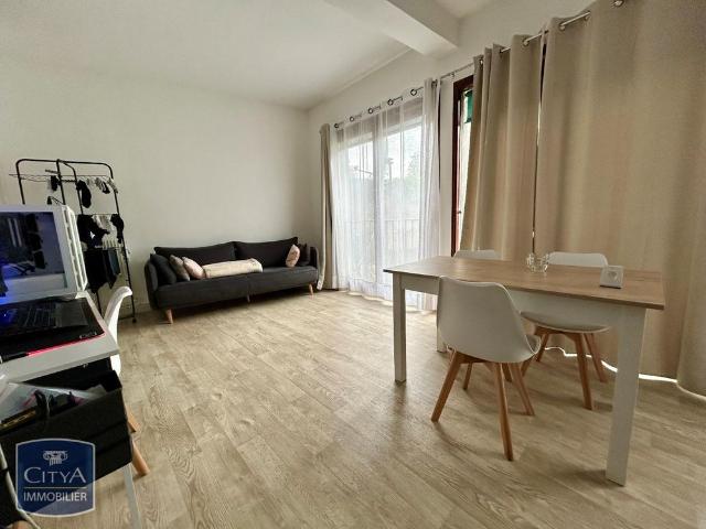 Location Appartement 2 pièces 43m² ALENCON 61000