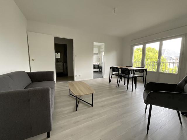 Location Appartement 2 pièces 43m² BOURGES 18000