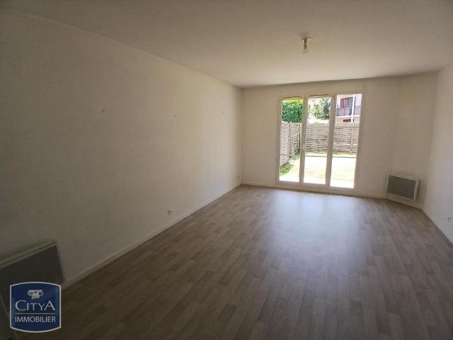 Location Appartement 2 pièces 43m² GAILLON 27600