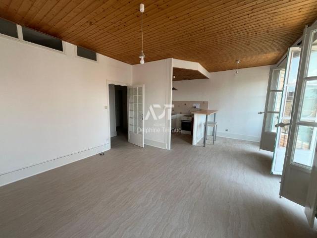 Location Appartement 2 pièces 43m² GRENOBLE 38000