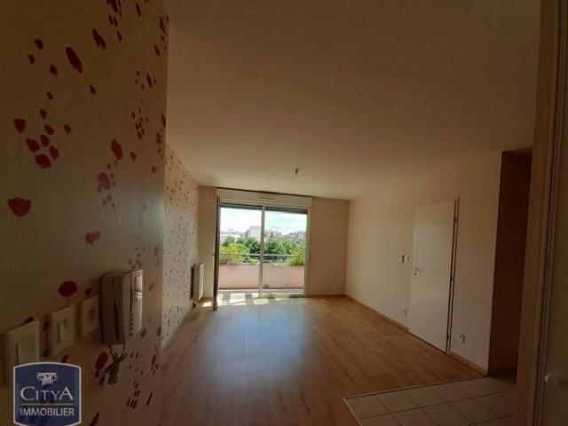 Location Appartement 2 pièces 43m² DIJON 21000