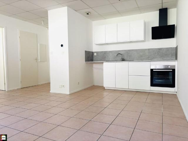Location Appartement 2 pièces 43m² LONGWY 54400