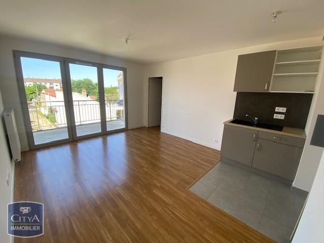 Location Appartement 2 pièces 43m² LE RAINCY 93340