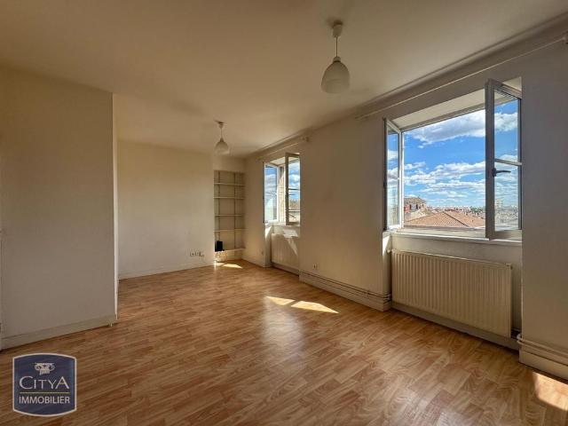 Location Appartement 2 pièces 43m² MACON 71000
