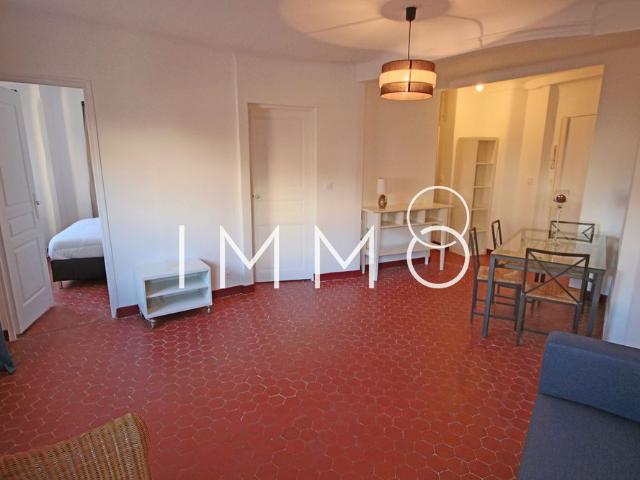 Location Appartement 2 pièces 43m² MARSEILLE 1er