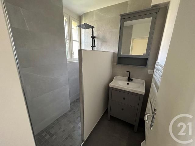 Location Appartement 2 pièces 43m² NEMOURS 77140