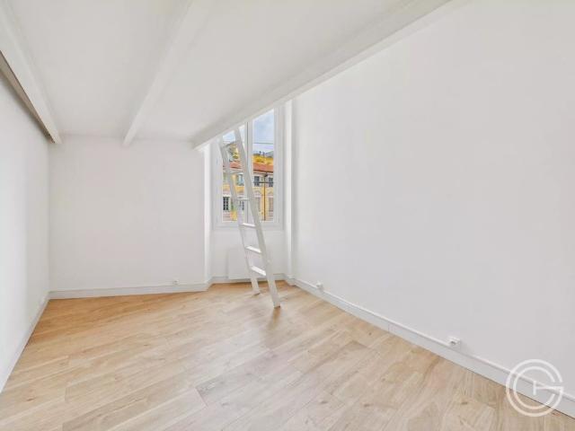 Location Appartement 2 pièces 43m² NICE 06300