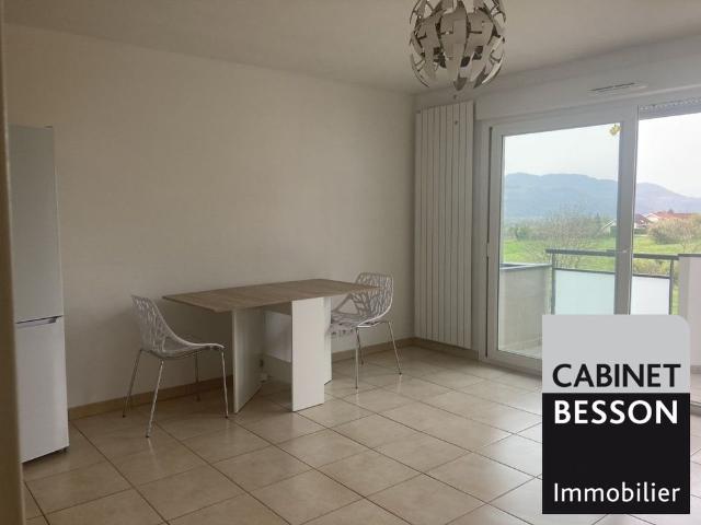 Location Appartement 2 pièces 43m² ST ISMIER 38330
