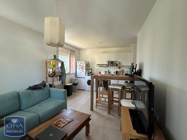 Location Appartement 2 pièces 43m² ST MARTIN D HERES 38400