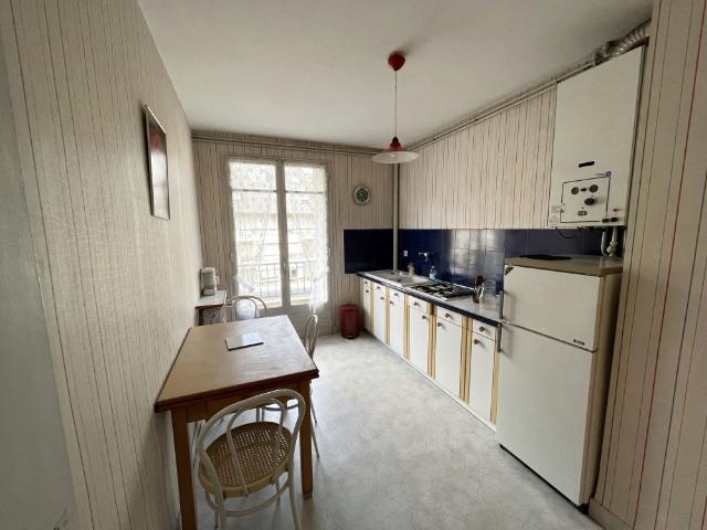Location Appartement 2 pièces 43m² RODEZ 12000