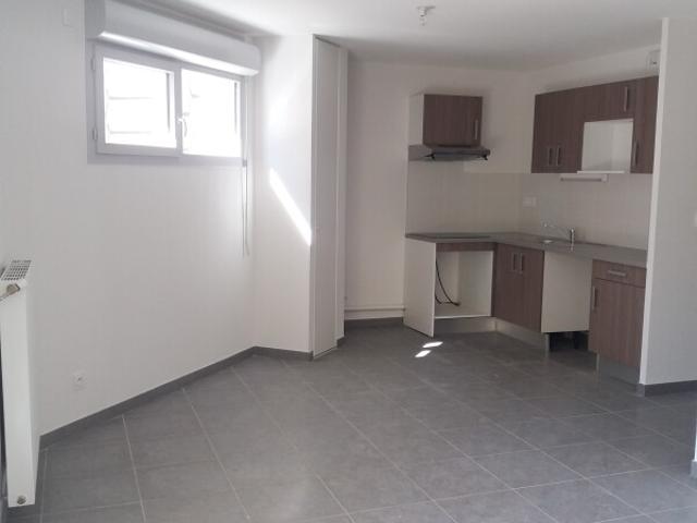 Location Appartement 2 pièces 43m² TOULOUSE 31200