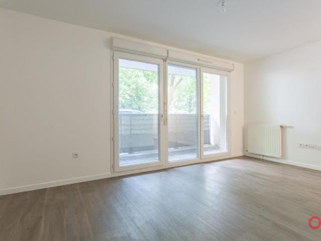 Location Appartement 2 pièces 40.42 m2 Sainte genevieve des bois