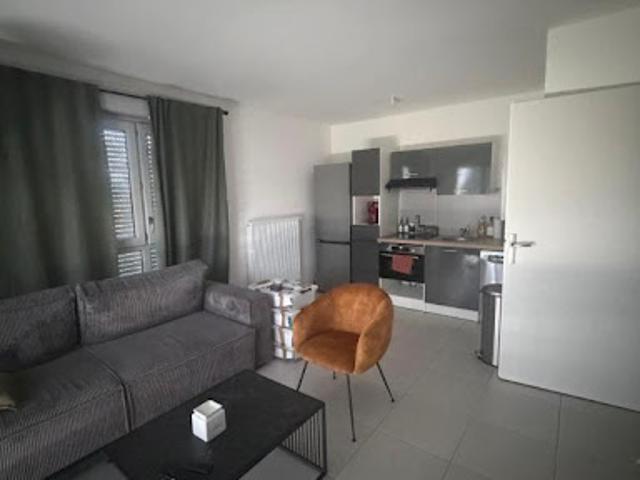 Location Appartement 2 pièces 40.54 m2 Emerainville