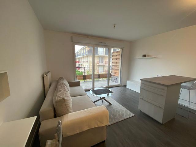 Location appartement 2 pièces, 40.68m², Mantes la Ville