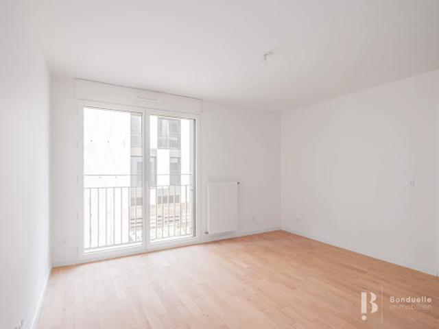 Location Appartement 2 pièces 40.7 m2 Courbevoie