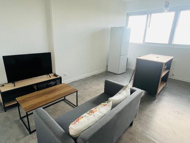 Appartement 2 pièces Orléans 40.00m² 750€ à louer l'Adresse