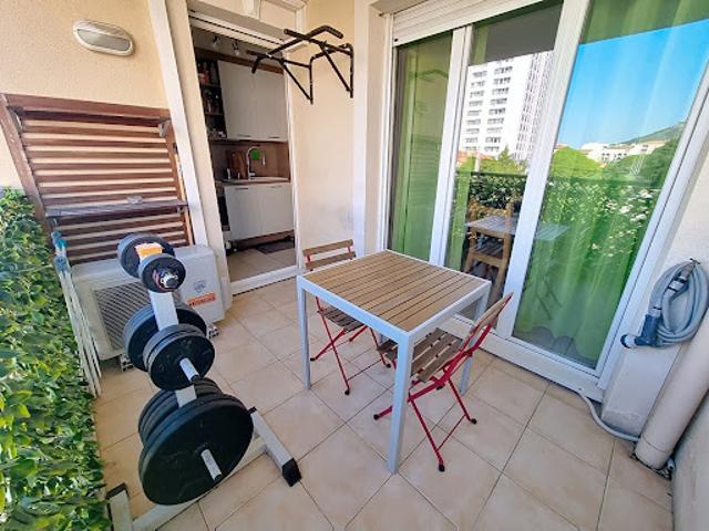 Location Appartement 2 pièces 40 m2 Toulon