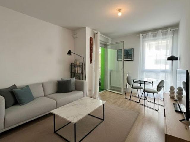 Location Appartement 2 pièces 40 m2 Cenon