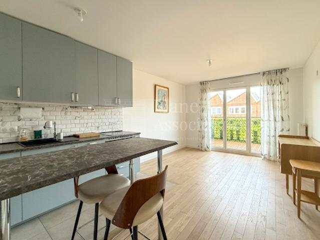 Location Appartement 2 pièces 40 m2 Courbevoie