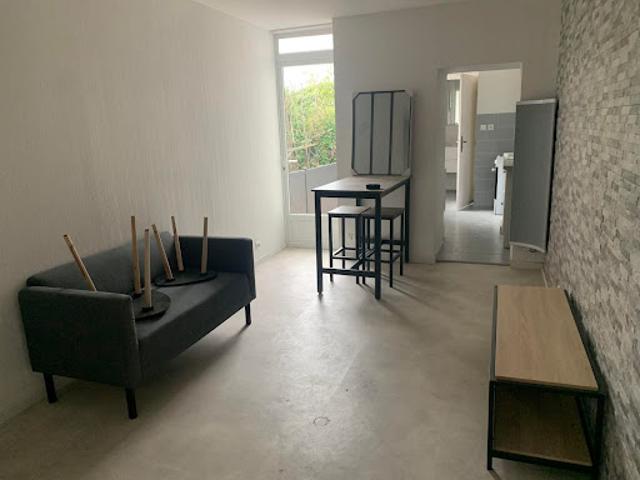 Location Appartement 2 pièces 40 m2 Montluçon